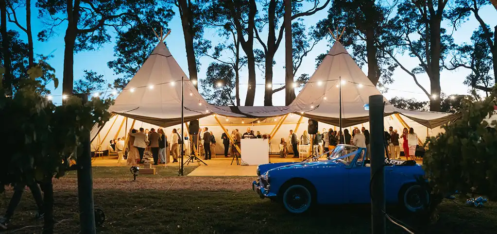 OffWhiteCanvasProfileBanner