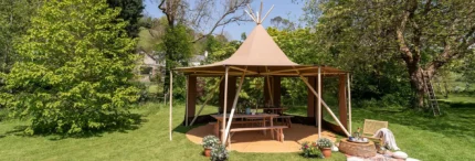 garden_canopies_and_outdoor_shelters_hero